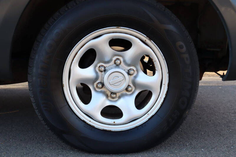 2003 Nissan Frontier Standard