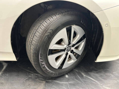 2018 Toyota Prius Three