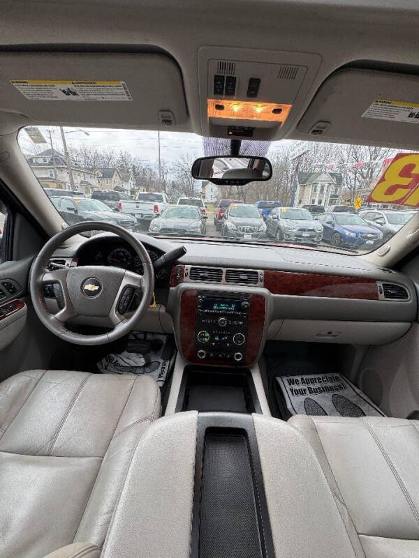 2013 Chevrolet Suburban LT