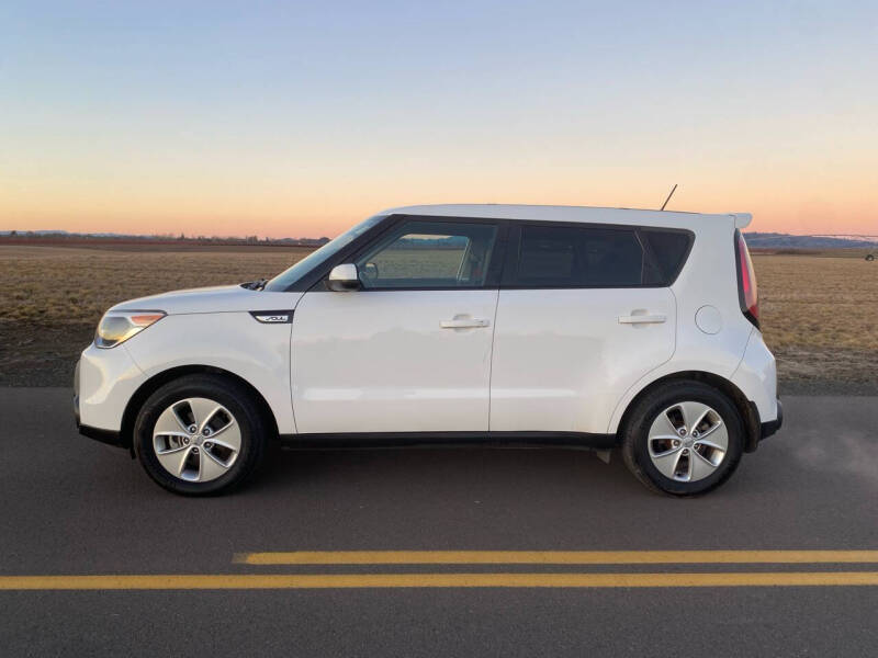 2015 Kia Soul for sale at M AND S CAR SALES LLC in Independence OR