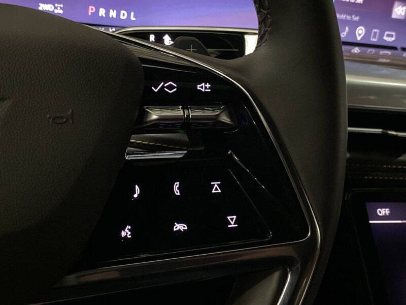 2025 Cadillac Escalade Premium Luxury