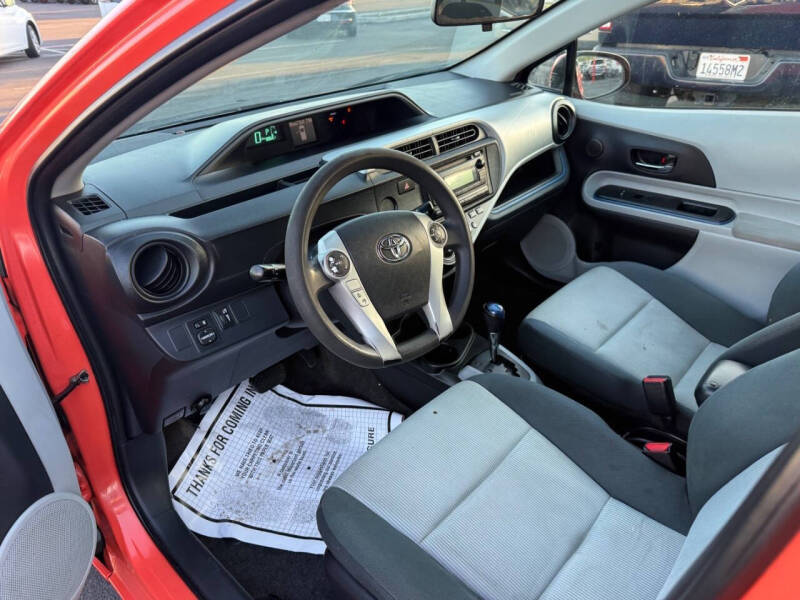 2012 Toyota Prius c Two