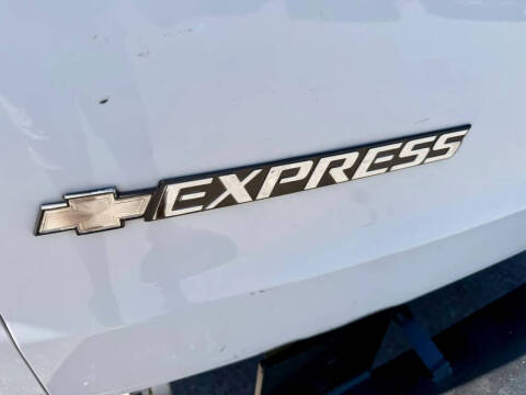 2018 Chevrolet Express 2500