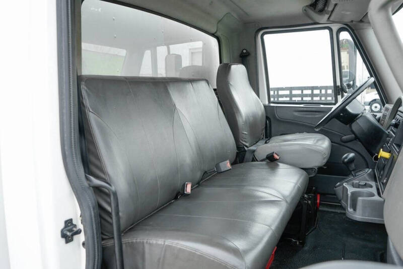 2018 International DuraStar 4300