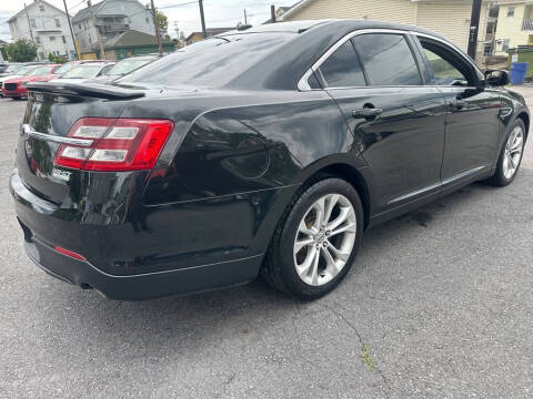 2013 Ford Taurus SHO