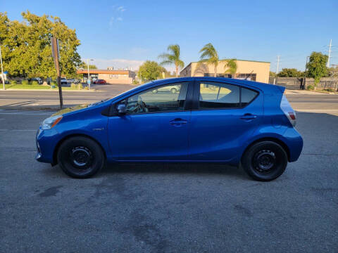 2013 Toyota Prius c Two