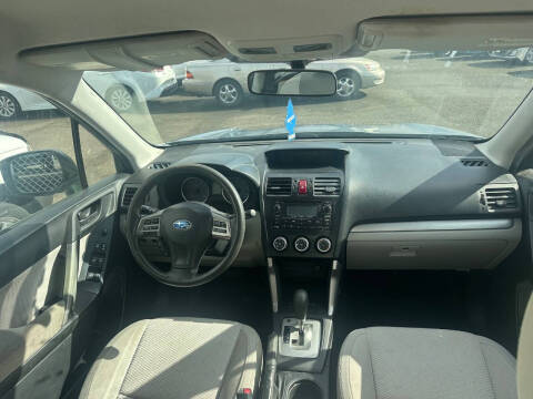 2015 Subaru Forester 2.5i