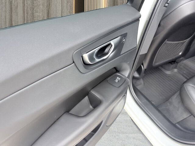 2023 Volvo XC60 B5 Core