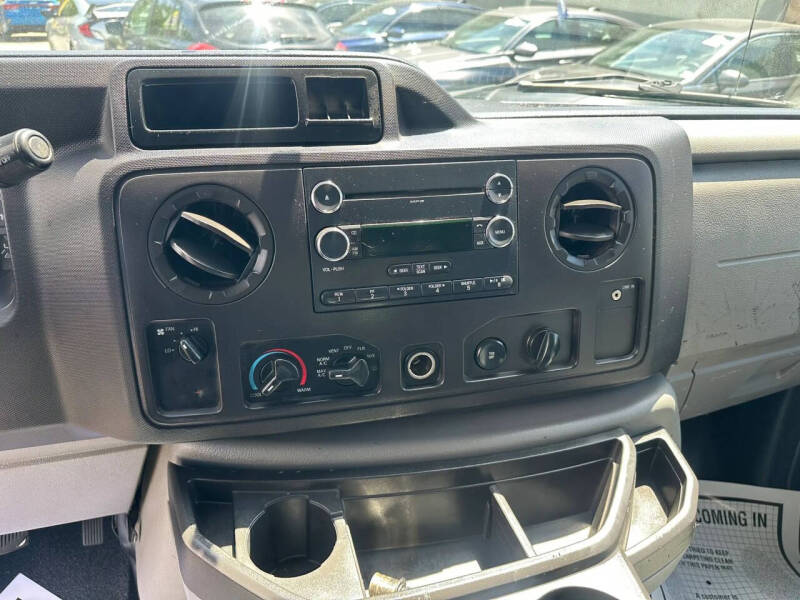 2012 Ford E-Series E-250