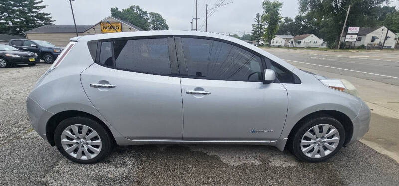 2014 Nissan LEAF S