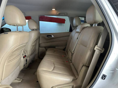 2013 Nissan Pathfinder Platinum