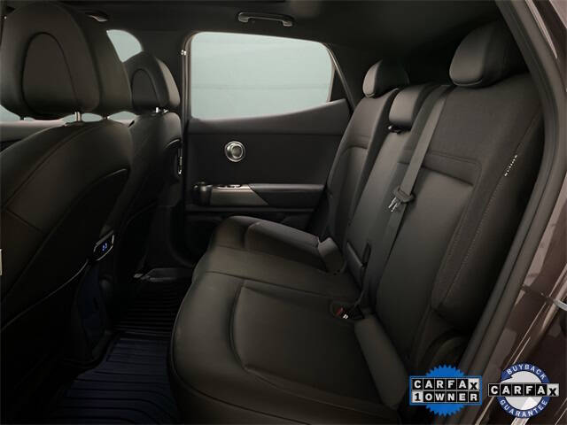 2024 Genesis GV60 Standard