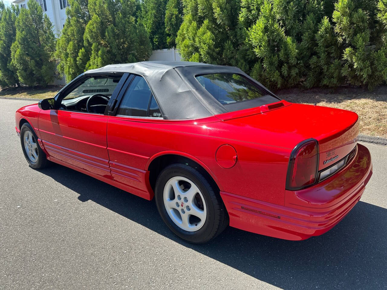 1995 Oldsmobile Cutlass Supreme 12