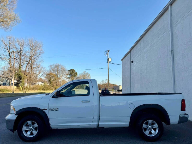2015 RAM 1500 SLT