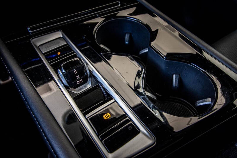 2024 Volkswagen Atlas Cross Sport SEL R-Line 4Motion