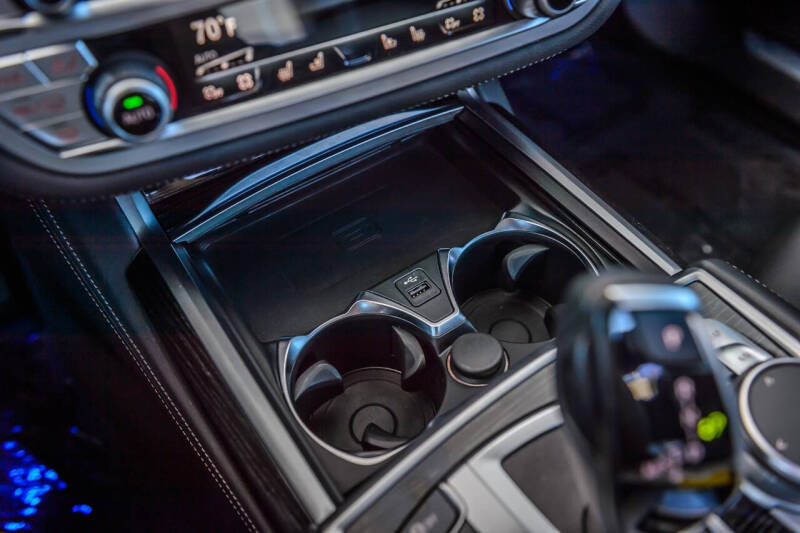 2021 BMW 7 Series 740i