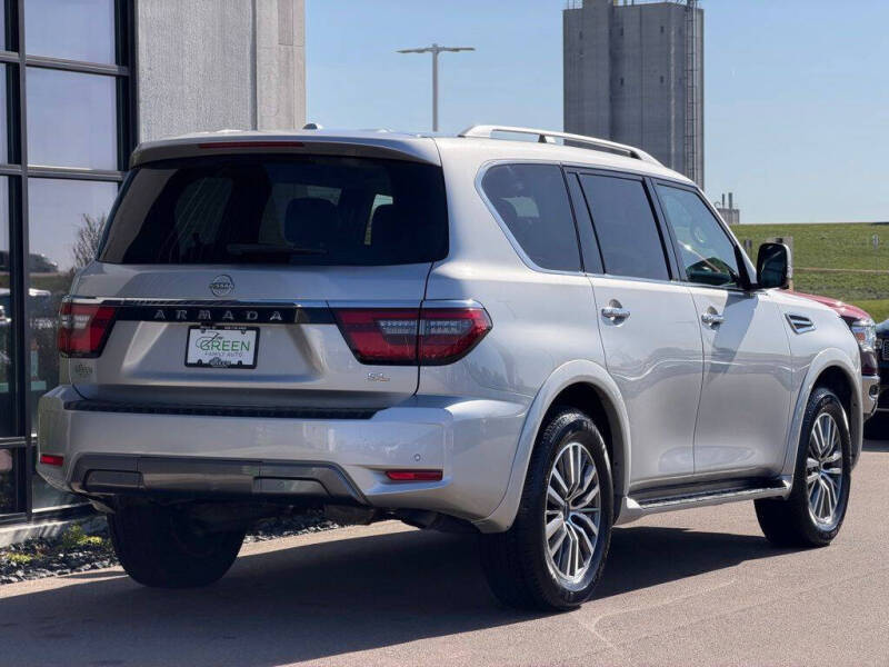 2024 Nissan Armada SL