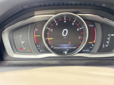 2016 Volvo XC60 T5 Drive-E Premier