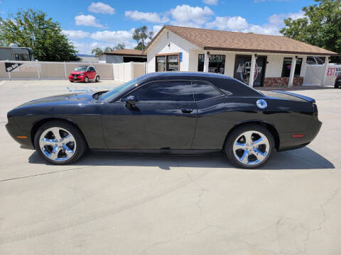 2012 Dodge Challenger SXT Plus