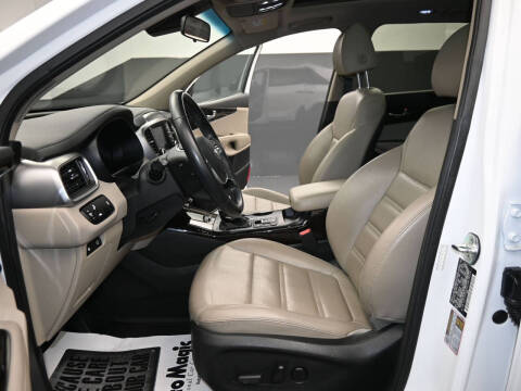 2020 Kia Sorento EX V6