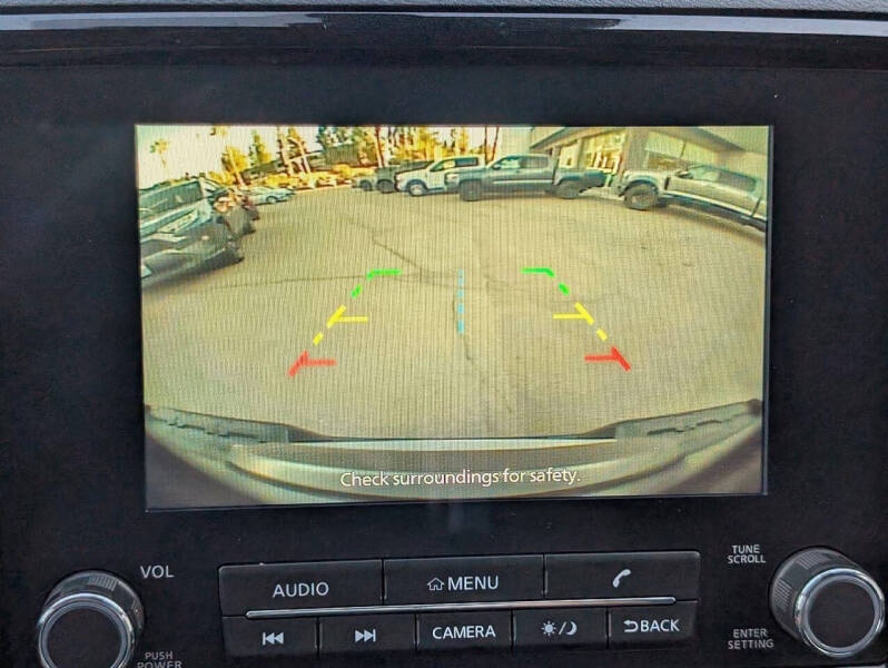 2022 Nissan Frontier SV