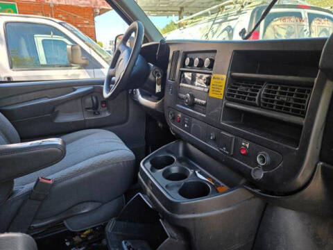 2015 GMC Savana 2500