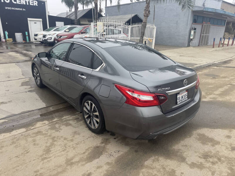 2017 Nissan Altima 2.5 SV