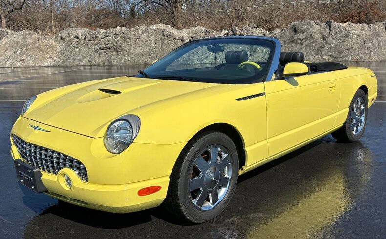 2002 Ford Thunderbird Deluxe