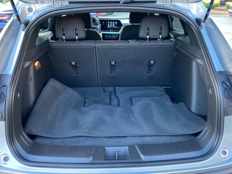 2025 Chevrolet Trax RS