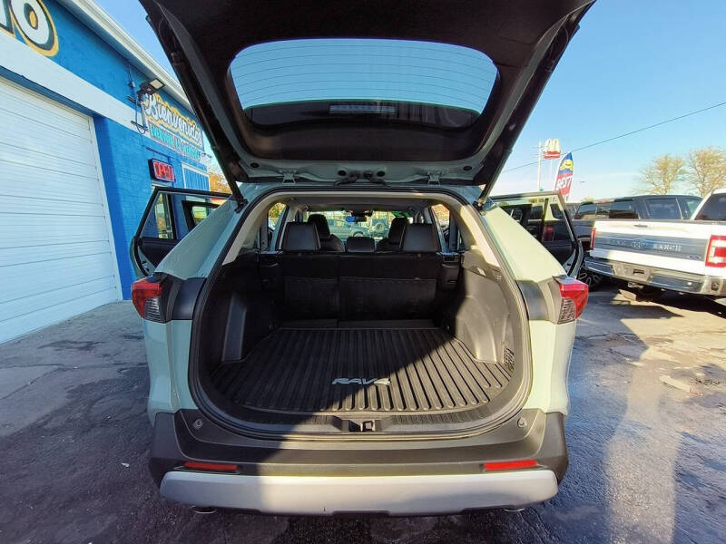 2019 Toyota RAV4 Adventure