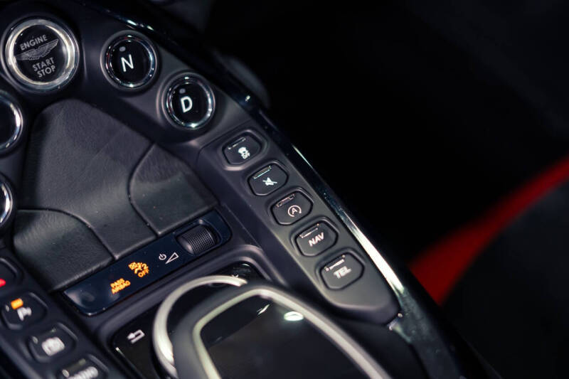 2020 Aston Martin Vantage