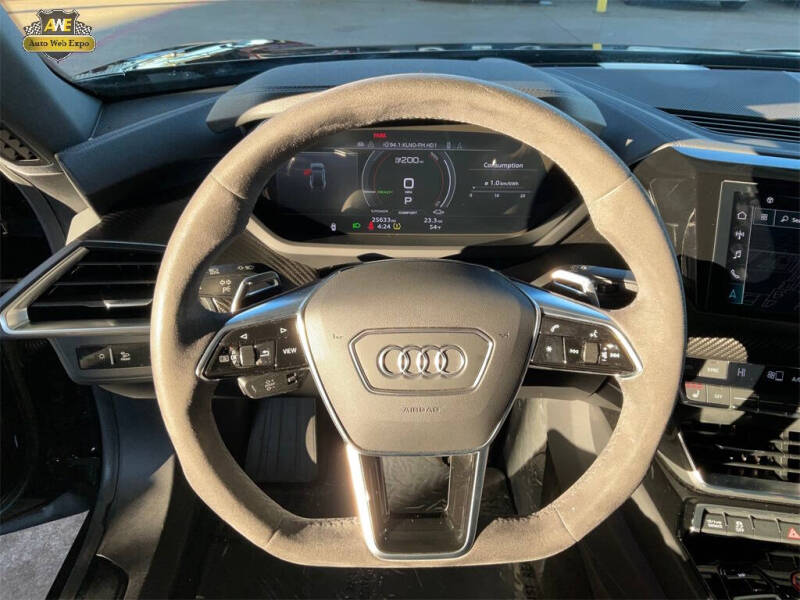 2022 Audi e-tron GT quattro Prestige