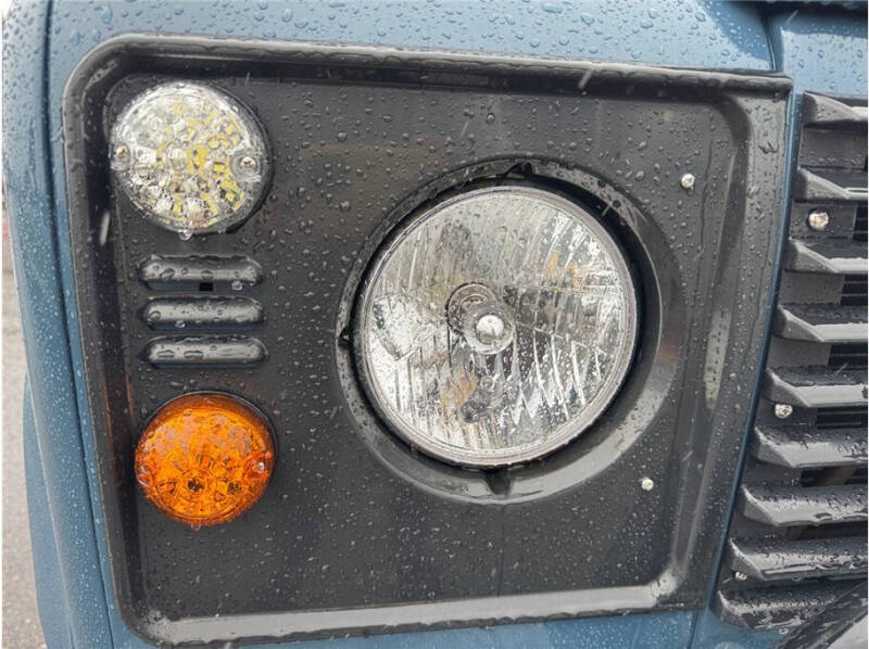 1991 Land Rover Defender