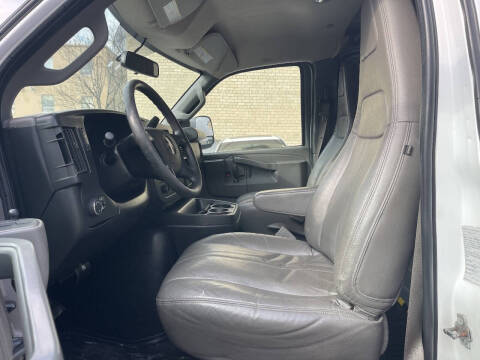 2018 GMC Savana 2500