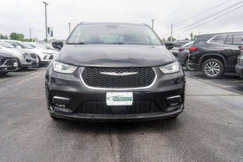2022 Chrysler Pacifica Hybrid Touring L