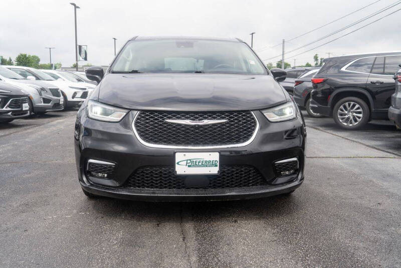 2022 Chrysler Pacifica Hybrid Touring L