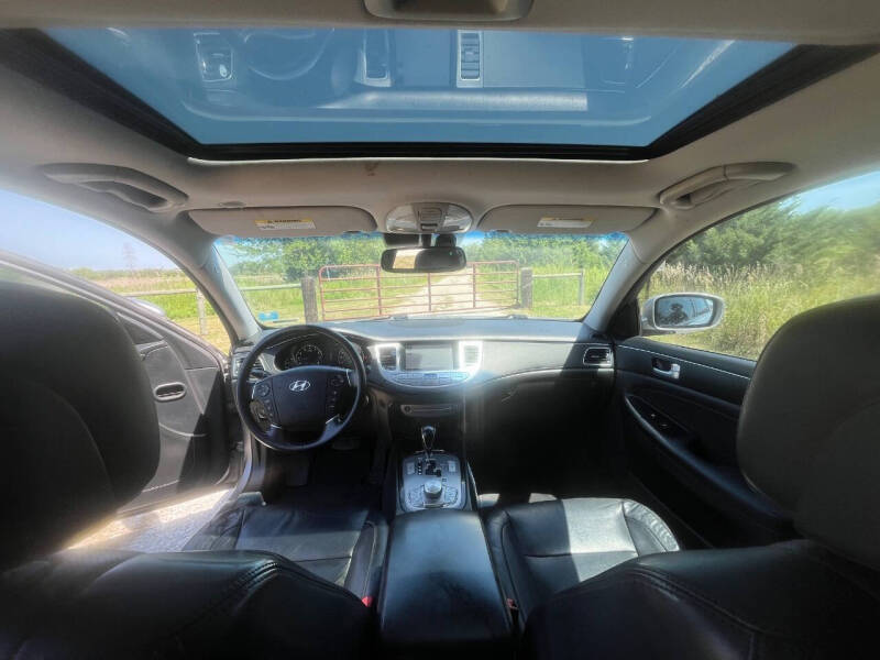 2012 Hyundai Genesis 5.0L