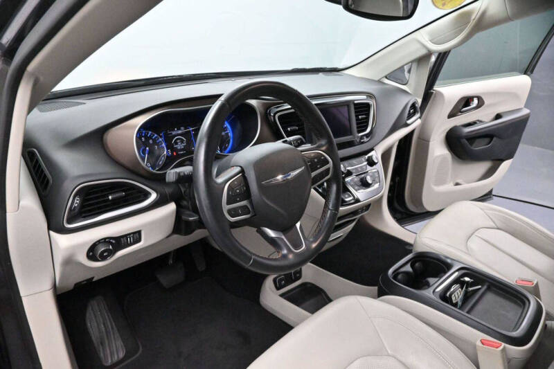 2018 Chrysler Pacifica Touring L