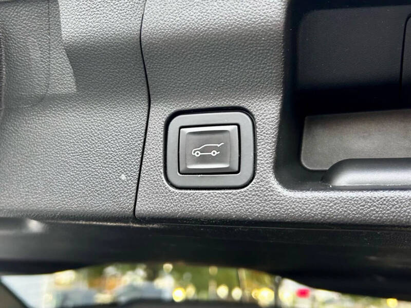 2018 GMC Acadia SLE-2