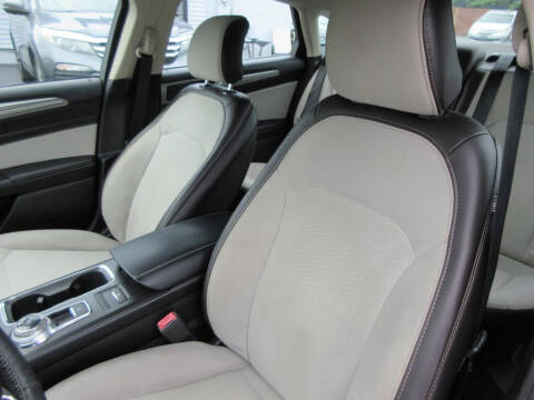 2019 Ford Fusion SE