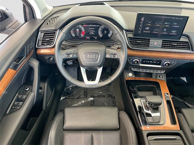 2021 Audi Q5 quattro Prestige 45 TFSI