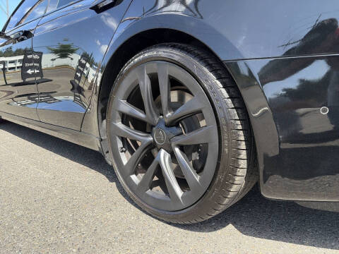 2023 Tesla Model S Standard Range