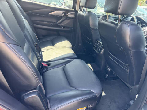 2023 Mazda CX-9 Touring Plus