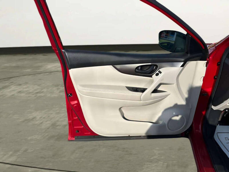 2017 Nissan Rogue Sport SV