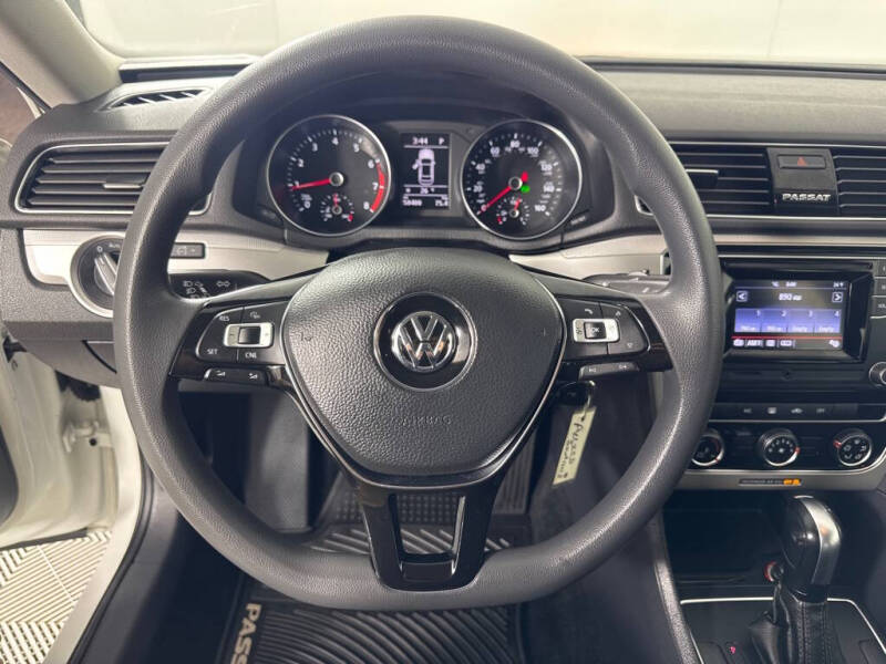2018 Volkswagen Passat 2.0T S