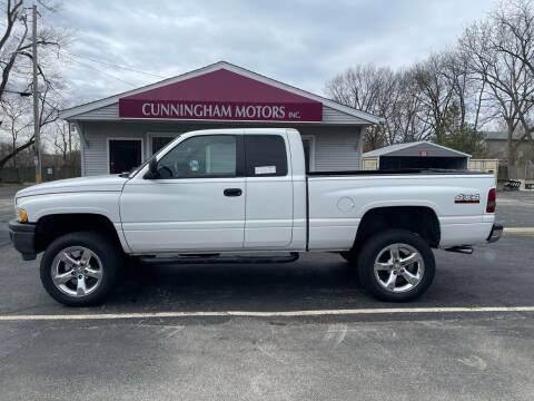 2000 Dodge Ram 1500 for sale at Cunningham Motor Sales, Inc. in Urbana IL