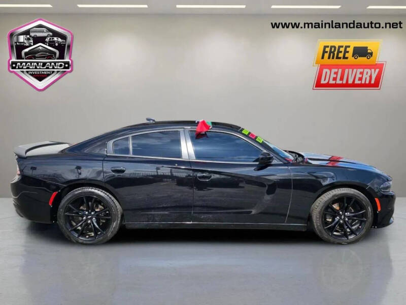 2017 Dodge Charger SXT