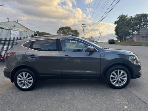2020 Nissan Rogue Sport SV
