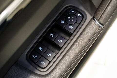 2023 Porsche Cayenne Coupe Platinum Edition