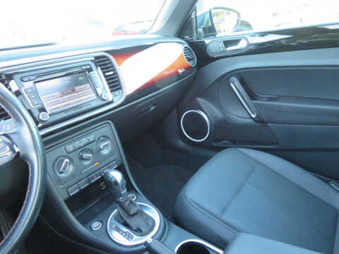 2013 Volkswagen Beetle